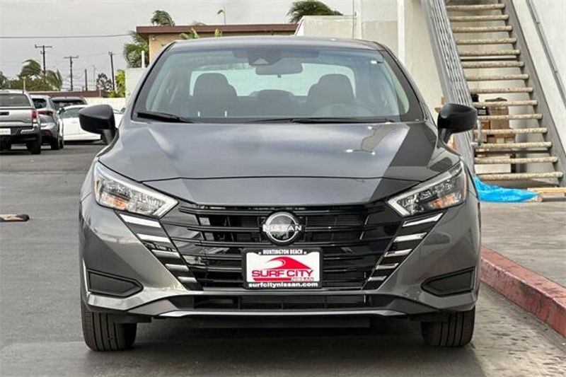 2025 Nissan Versa 1.6 SImage 6