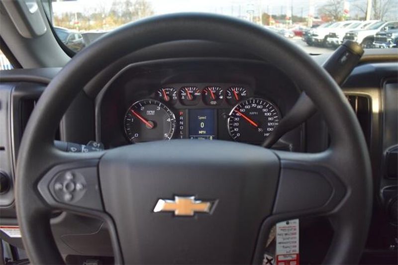 2024 Chevrolet Silverado 4500HD Work TruckImage 23