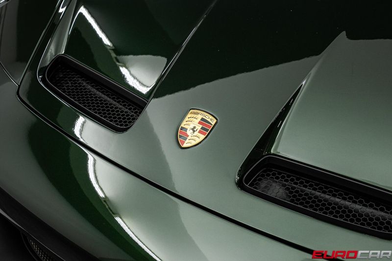 2025 Porsche 911 GT3 Touring *6-SPEED MANUAL * SPORT SEATS PLUS*Image 10