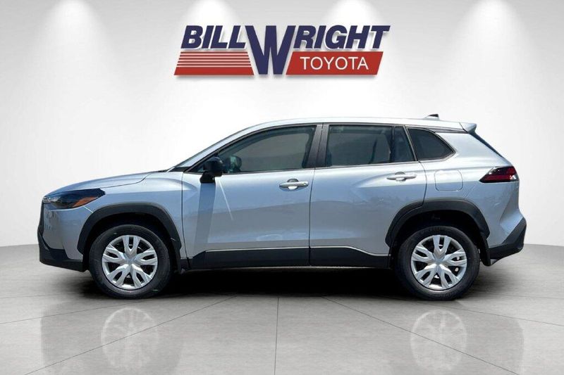 New 2026 Toyota Corolla Cross LImage 6