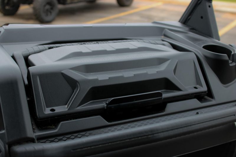 2025 Can-Am DEFENDER MAX LONE STAR HD10 STEALTH BLACK Image 15