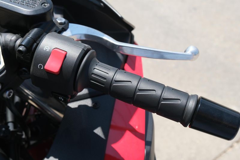 USED 2025 KAWASAKI NINJA 500 ABS Image 22