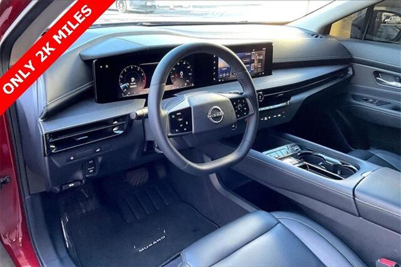 Used 2025 Nissan Murano SVImage 14