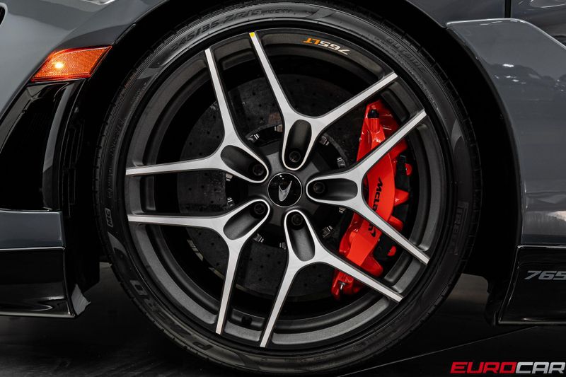 2022 McLaren 765LT *HUGE CARBON INTERIOR OPTIONS * FRONT PPF*Image 29
