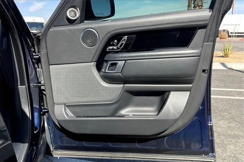 2021 Land Rover Range Rover WestminsterImage 22
