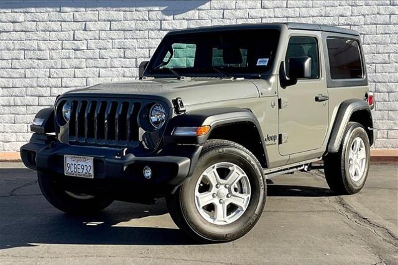 2022 Jeep Wrangler Sport SImage 1