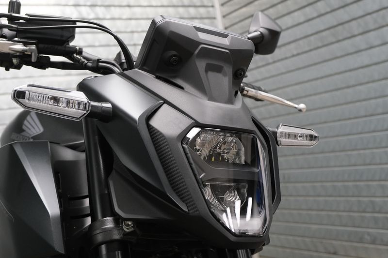 NEW 2025 HONDA CB500F Image 10