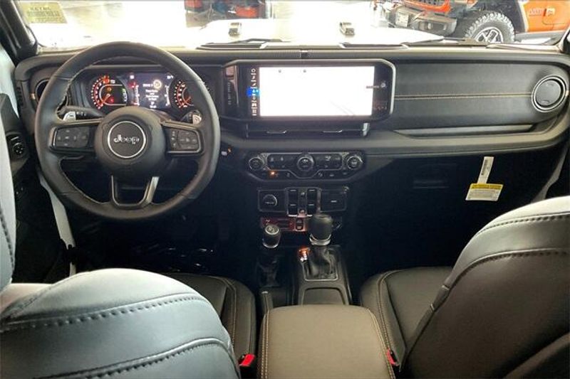New 2025 Jeep Wrangler 4-door Rubicon 392Image 4