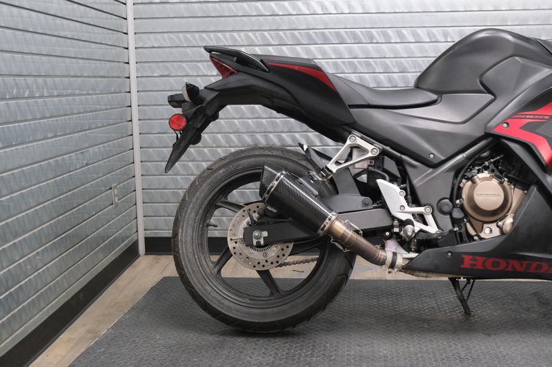 USED 2022 HONDA CBR300RA ABS Image 7