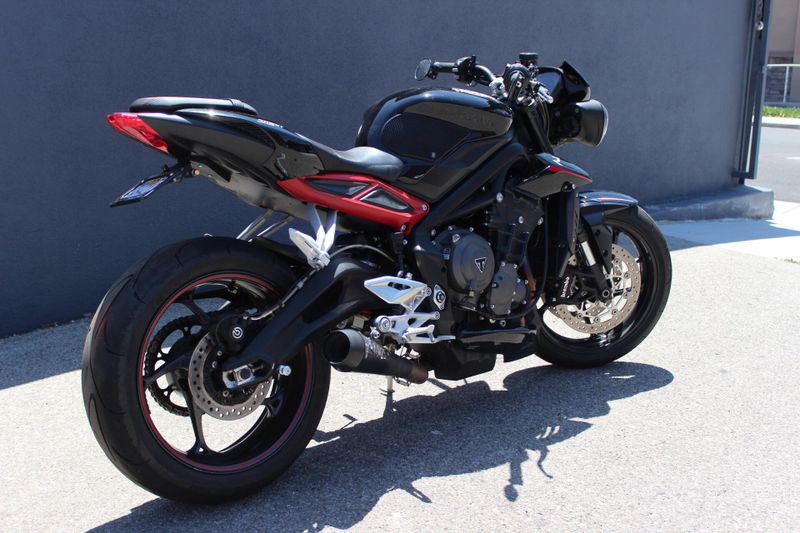2019 Triumph Street Triple R LRH Image 3