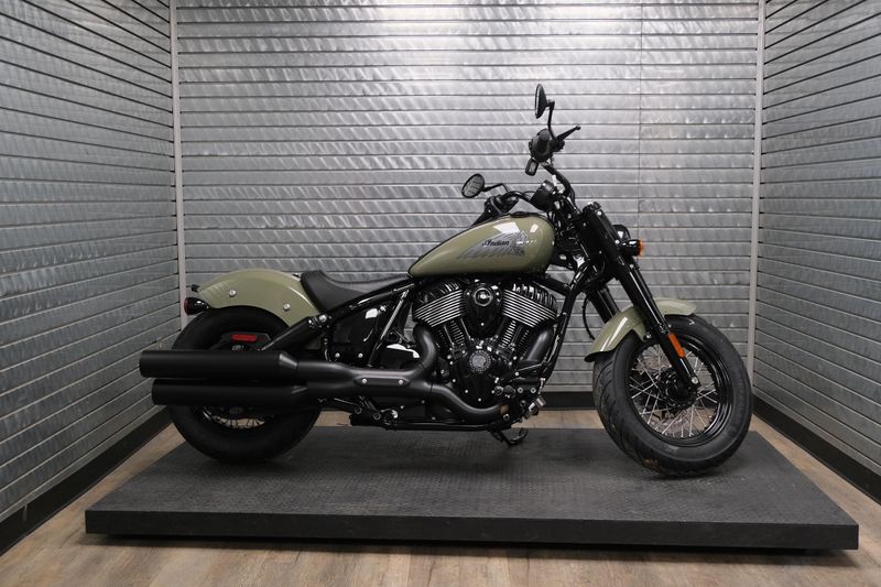NEW 2026 INDIAN MOTORCYCLE CHIEF BOBBER DARK HORSE Image 2