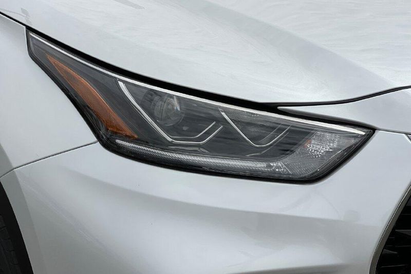 New 2026 Toyota Highlander Hybrid PlatinumImage 30