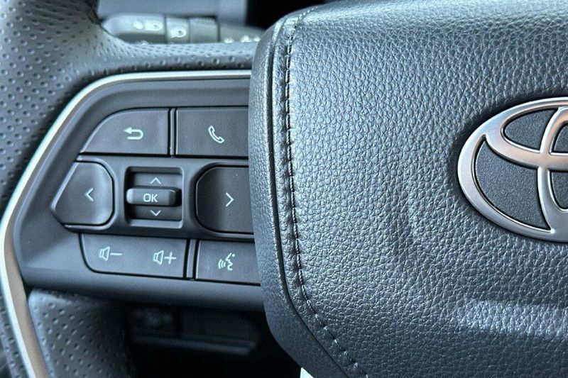 New 2026 Toyota 4Runner i-FORCE MAX Hybrid PlatinumImage 25
