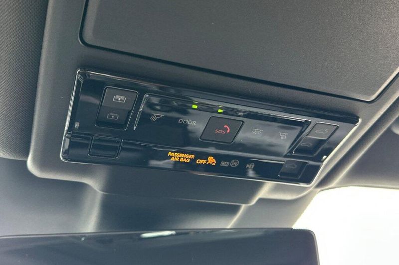 New 2026 Toyota RAV4 Plug-In Hybrid XSEImage 33