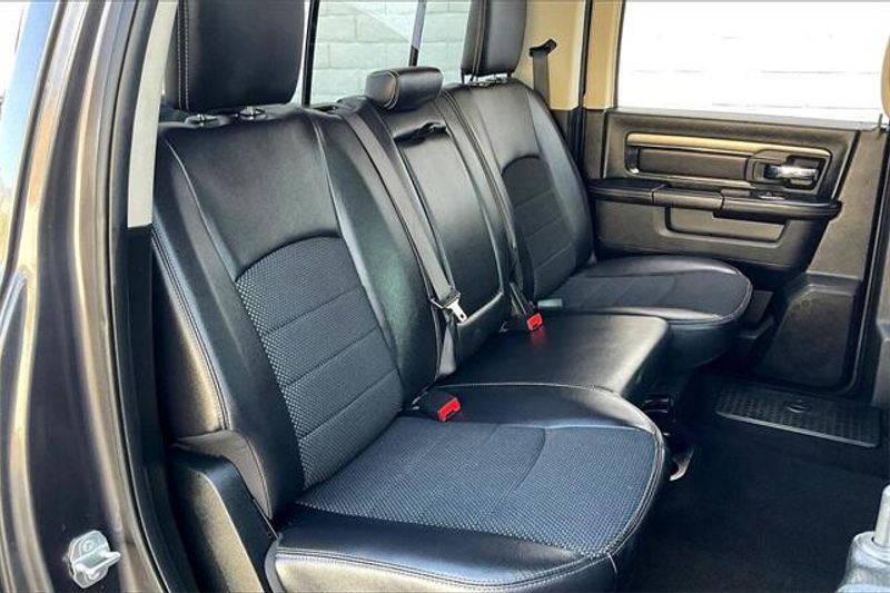 2018 RAM 1500 NightImage 26