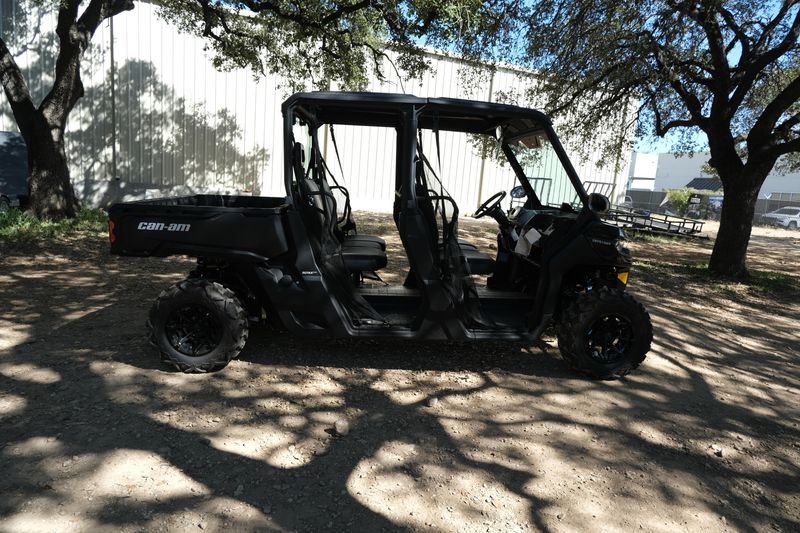 2025 Can-Am DEFENDER MAX DPS HD9 STEALTH BLACKImage 19