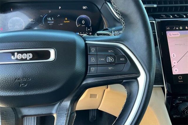 2021 Jeep Grand Cherokee L LimitedImage 19
