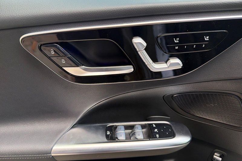 New 2026 Mercedes-Benz C-Class C 300Image 8