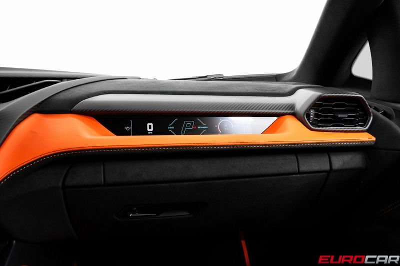 2025 Lamborghini Revuelto *PASSENGER DISPLAY * FULL PPF*Image 35