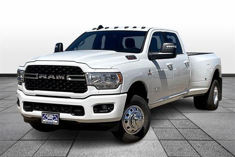 2024 RAM 3500 Big Horn Crew Cab 4x4 8