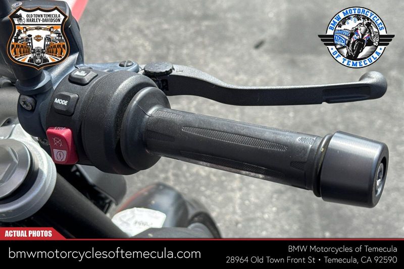 2021 BMW F 900 RImage 18