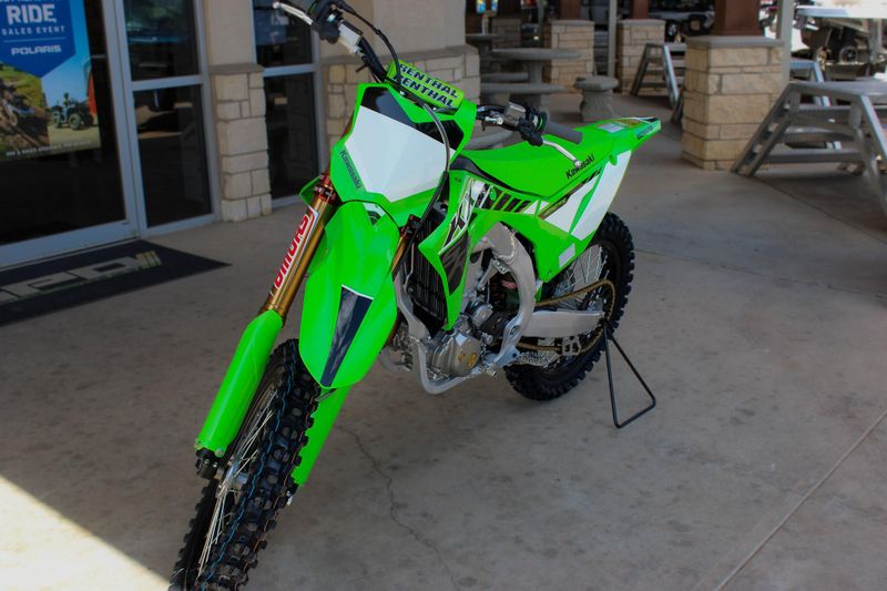 2025 Kawasaki KX450SR LIME GREEN Image 3