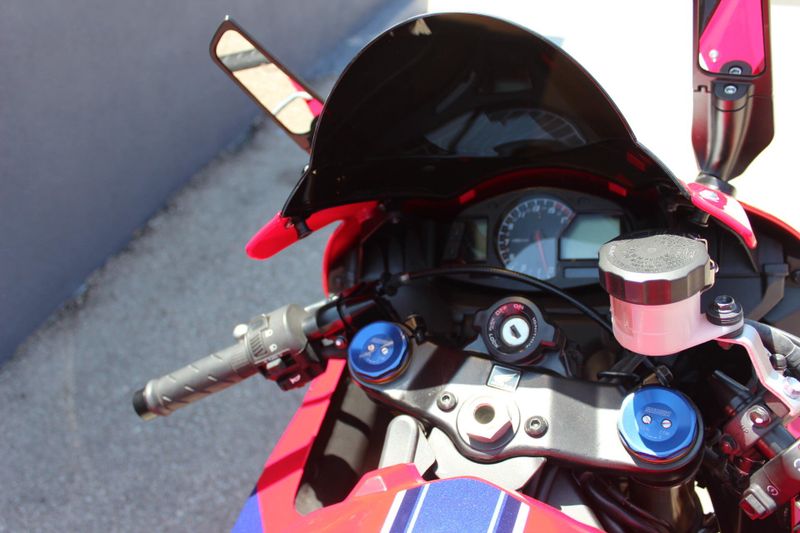 2021 Honda CBR600RR ABS Image 8