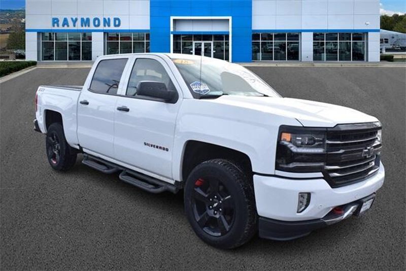 2018 Chevrolet Silverado 1500 LTZImage 1