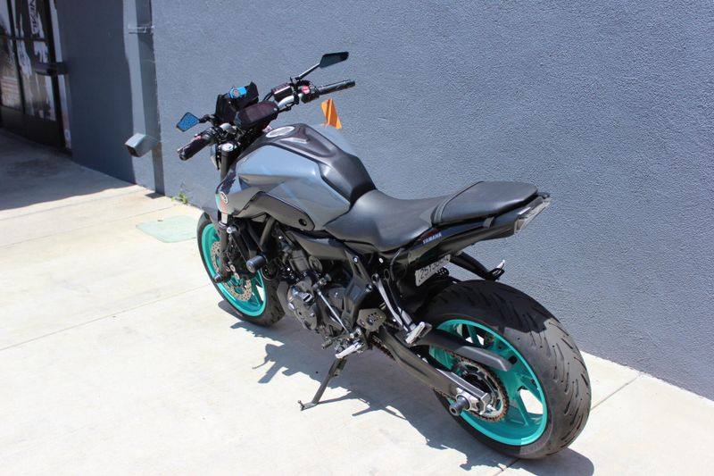 2022 Yamaha MT 07 Image 5