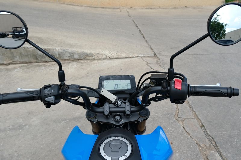 2025 Honda GROM CANDY BLUE Image 14
