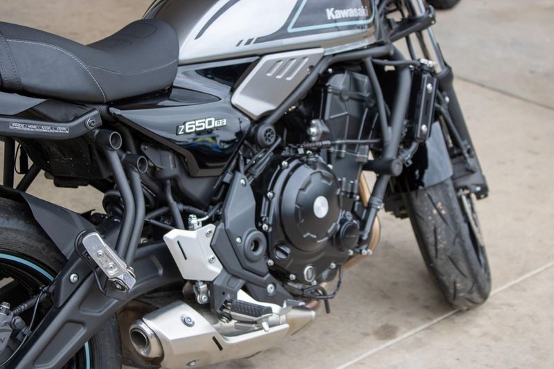 USED 2023 KAWASAKI Z650RS ABS Image 9