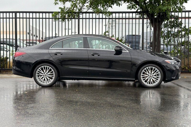 Used 2025 Mercedes-Benz CLA 250Image 3