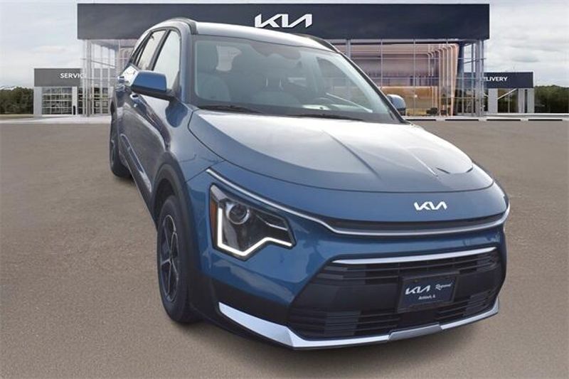 New 2025 Kia Niro EXImage 9