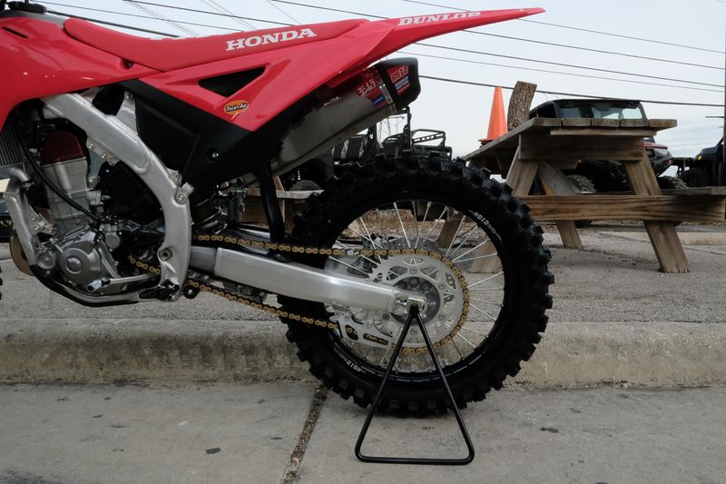 2025 Honda CRF450R WORKS EDITION REDImage 19