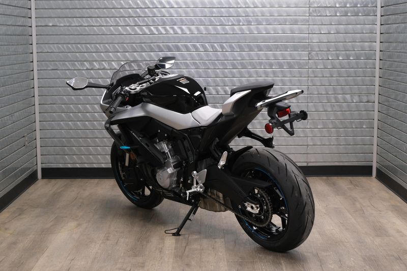 NEW 2026 CFMOTO 675SS Image 5