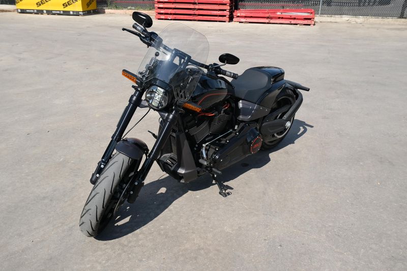 Used 2019 HARLEY FXDR 114 BLACK Image 7