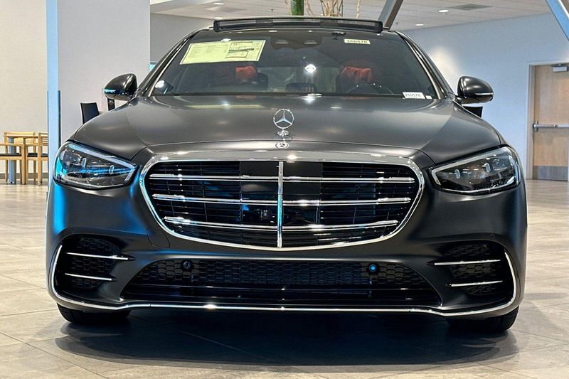 New 2026 Mercedes-Benz S-Class S 580Image 3