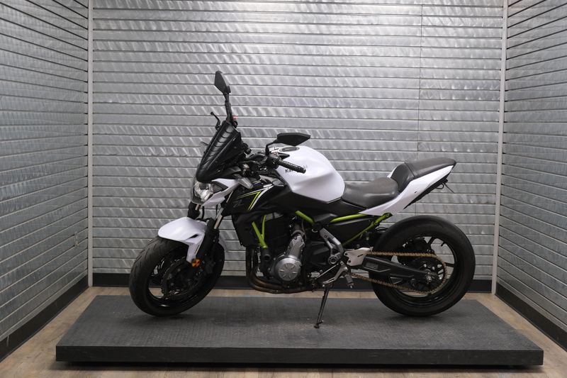 USED 2017 KAWASAKI Z650 ABS Image 4