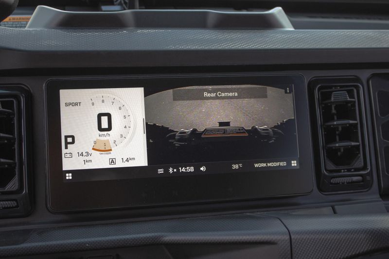 NEW 2026 CAN-AM DEFENDER MAX LIMITED CAB HD11 Image 34