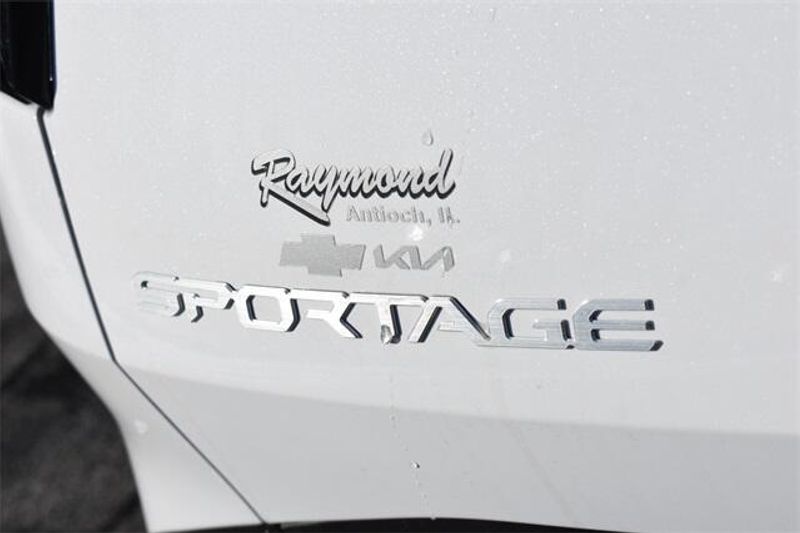 2025 Kia Sportage EXImage 14