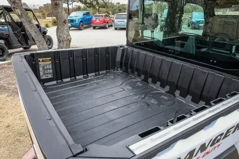 NEW 2025 POLARIS RANGER CREW XD 1500 NORTHSTAR EDITION ULTIMATE Image 9