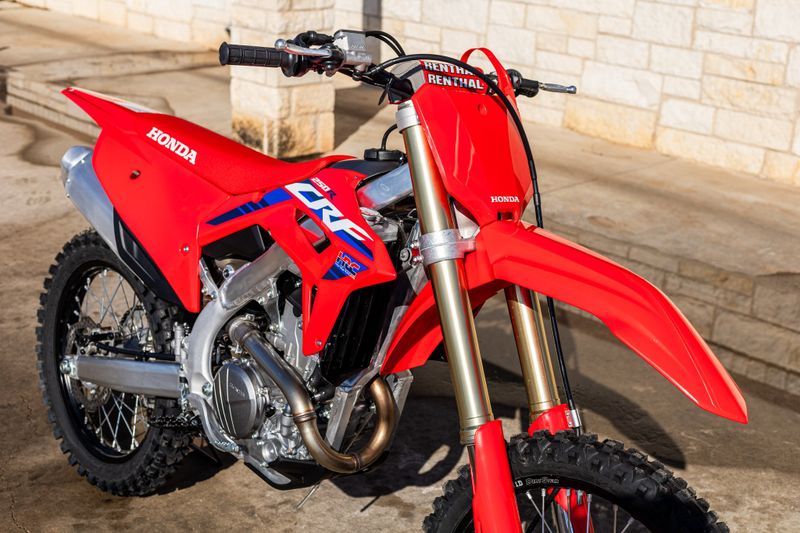 2025 Honda CRF250R REDImage 3