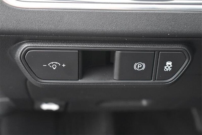 2025 Kia K4 GT-LineImage 22