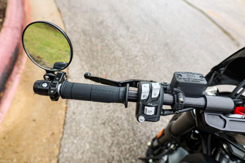 USED 2021 DUCATI SCRAMBLER 1100 Image 2