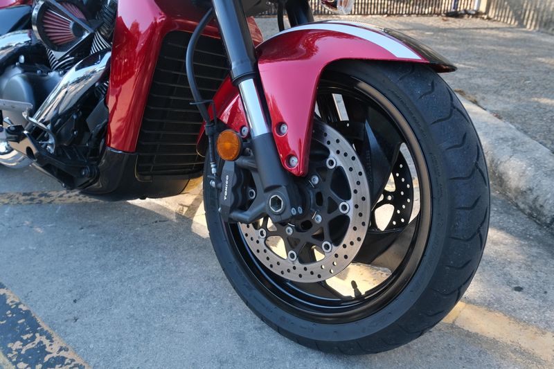 USED 2019 SUZUKI BOULEVARD M109R Image 18