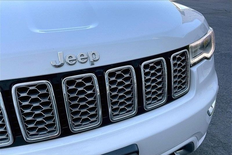 2021 Jeep Grand Cherokee OverlandImage 30