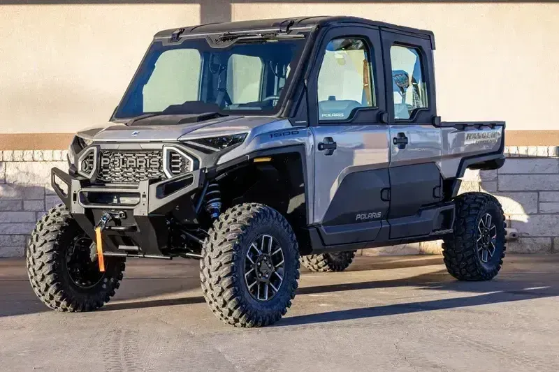 2025 Polaris RANGER CREW XD 1500 NORTHSTAR EDITION ULTIMATE TITANIUM METALLIC GLOSSImage 4