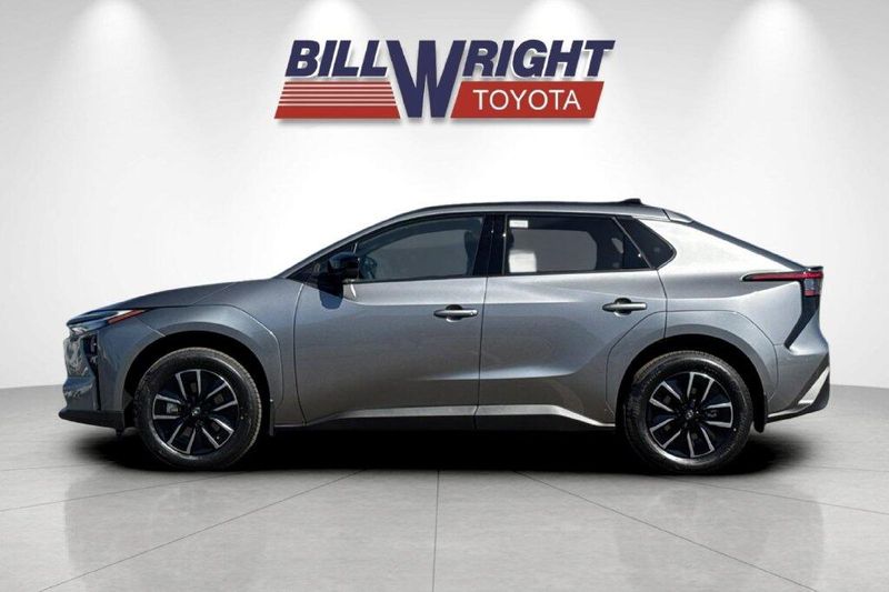 New 2027 Toyota bZ XLE PlusImage 6