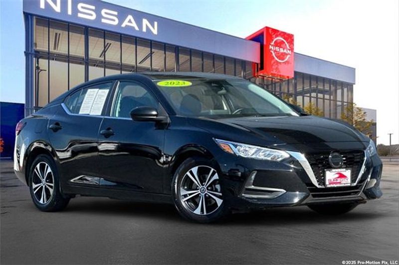 Used 2023 Nissan Sentra SVImage 2