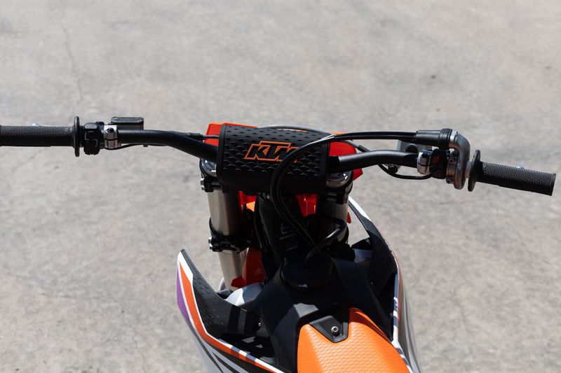 2024 KTM 350 SXF ORANGEImage 7